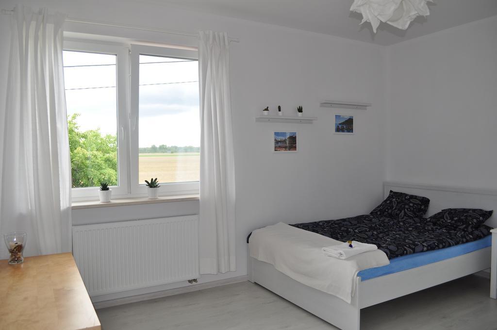 Apartament Scorpion Modlin Czosnów Eksteriør bilde