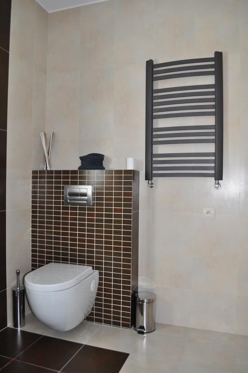 Apartament Scorpion Modlin Czosnów Eksteriør bilde