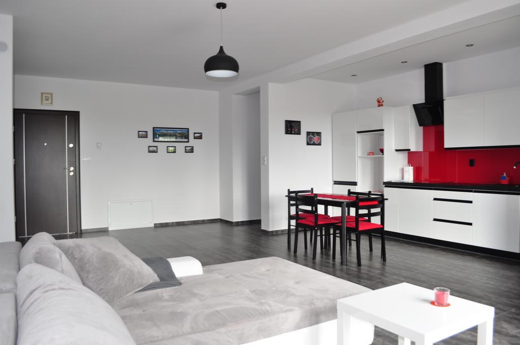 Apartament Scorpion Modlin Czosnów Eksteriør bilde