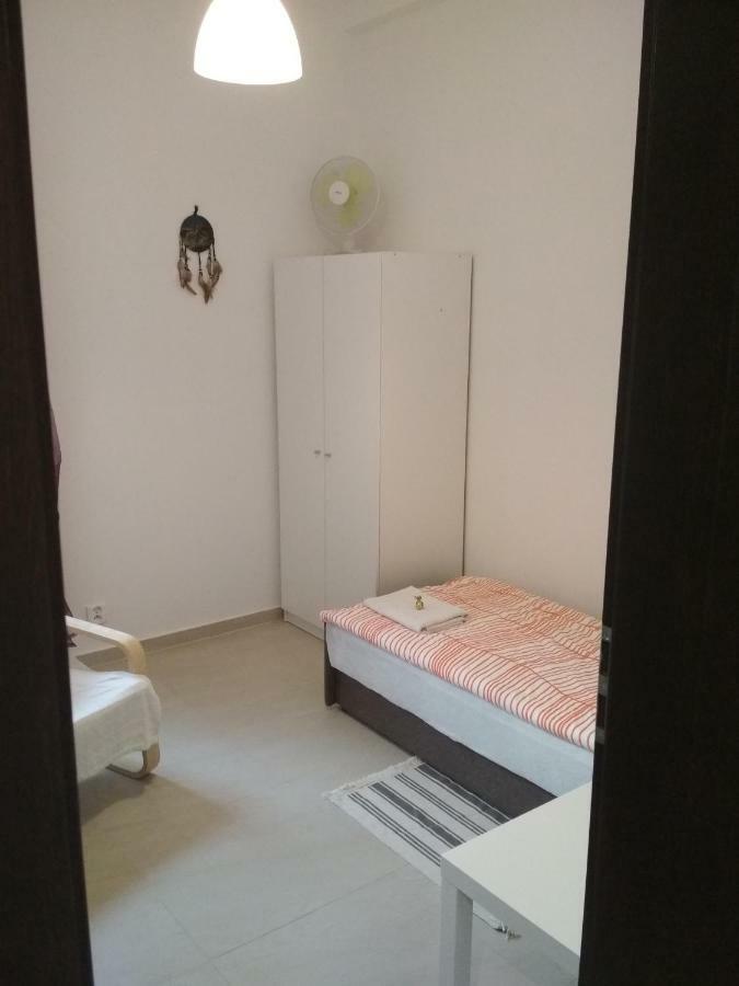 Apartament Scorpion Modlin Czosnów Eksteriør bilde